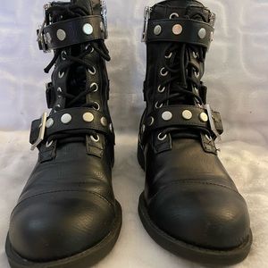 COPY - Black Moto boots
